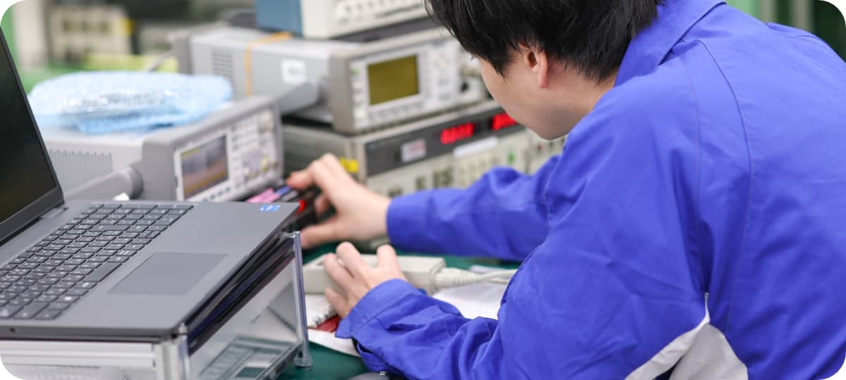 標準器により精度を保証