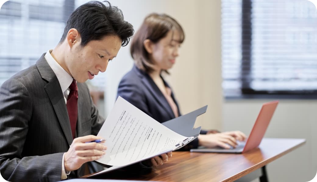 中堅社員